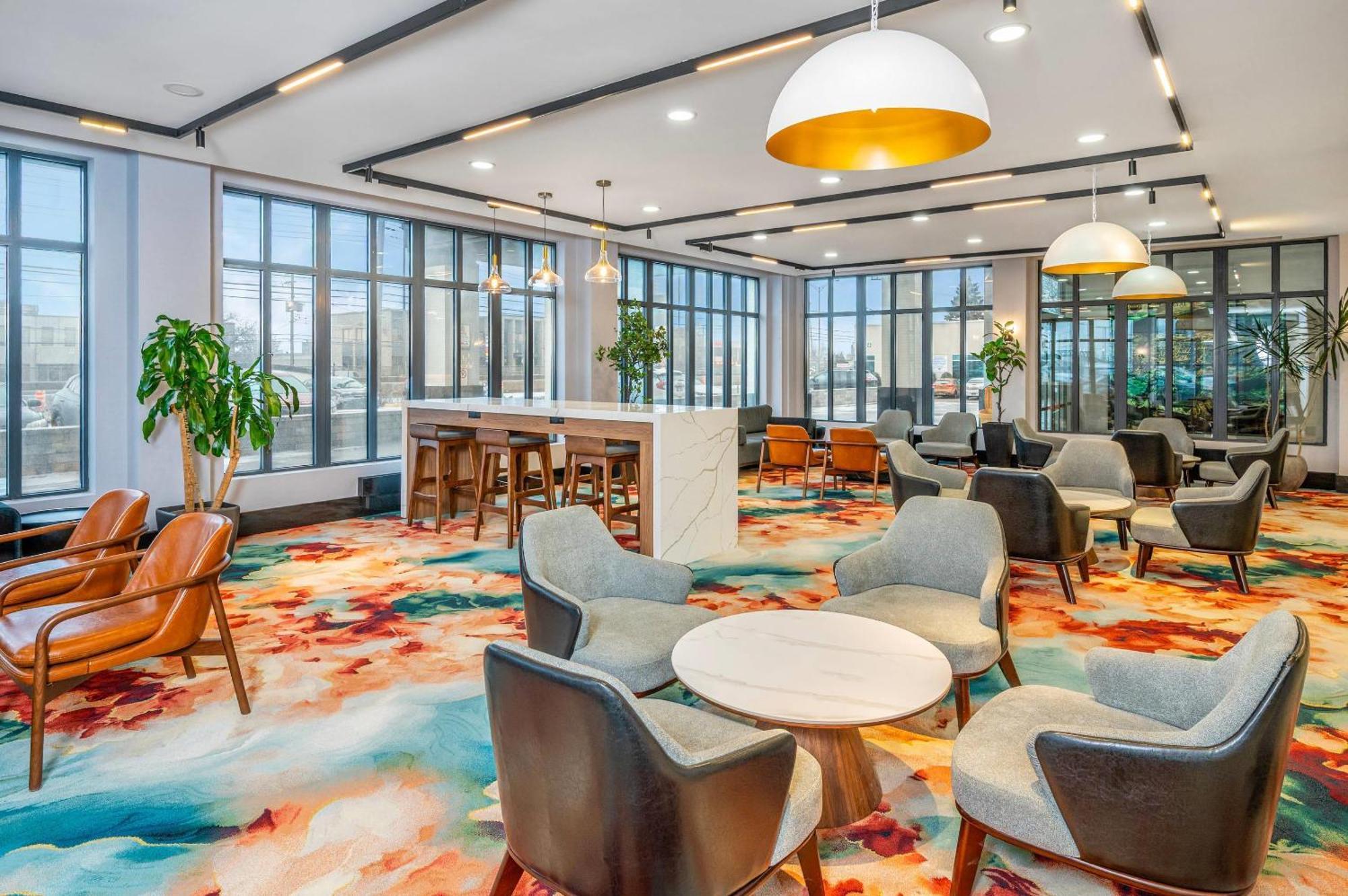 Radisson Hotel Montreal Airport — Photos 3